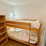 Montlosier Apartment