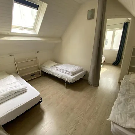 Montlosier Apartman *