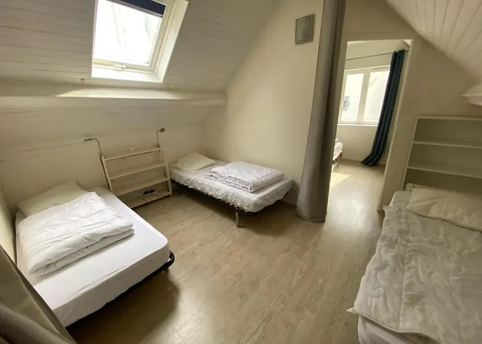 Montlosier Apartment *